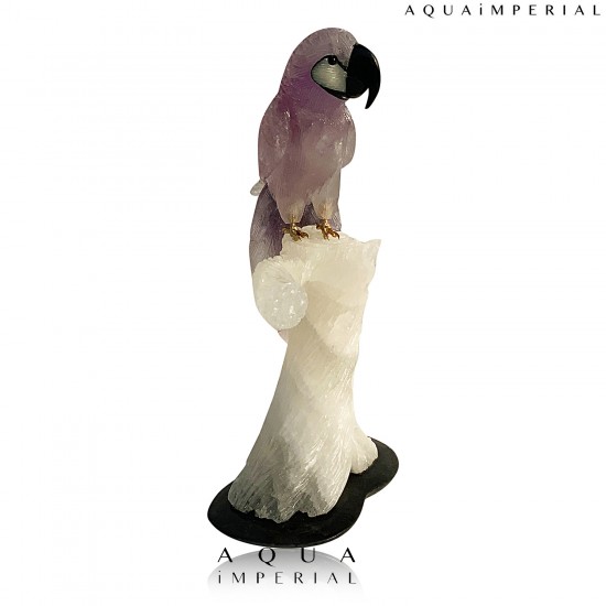 AMETHYST MACAW ON QUARTZ BASE