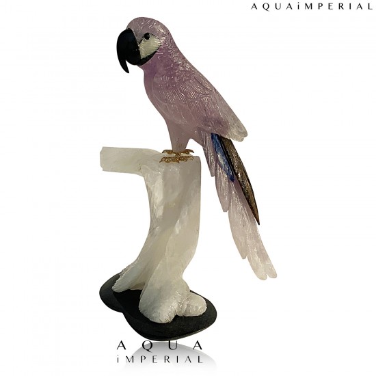 AMETHYST MACAW ON QUARTZ BASE