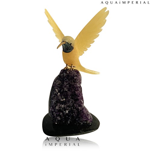 HUMMINGBIRD ON AMETHYST BASE