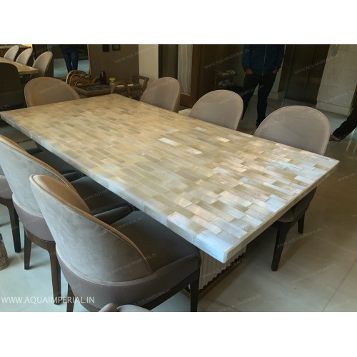 SELENITE DINING 