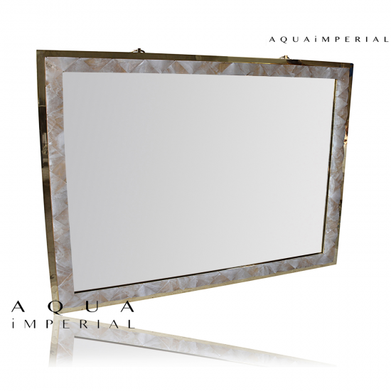 Classic Quartz Brass Wall Mirror Classic Quartz Brass Wall Mirror